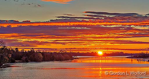 Rideau Canal Sunrise_P1200737-9.jpg - Photographed along the Rideau Canal Waterway near Smiths Falls, Ontario, Canada.